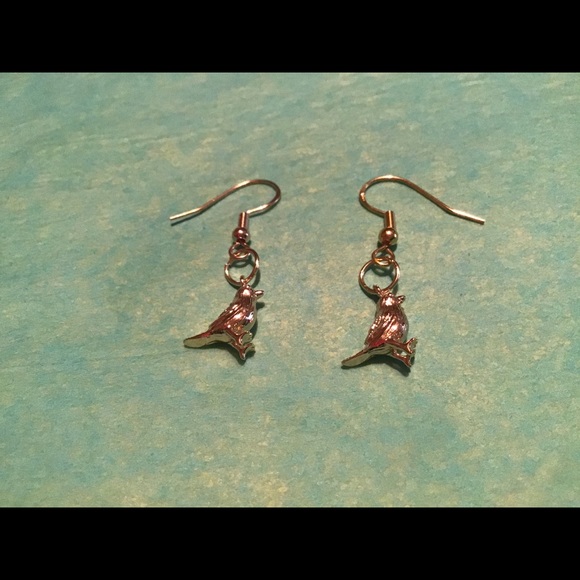 Solid brass 18k gold tiny bird earrings 925 silver - Picture 8 of 10